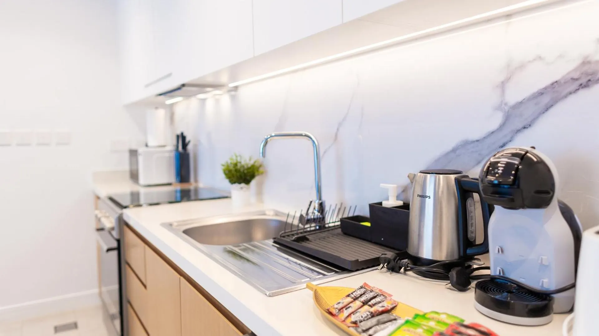 La Vie Beach Front Jbr Apartment By Happy Season Dubai