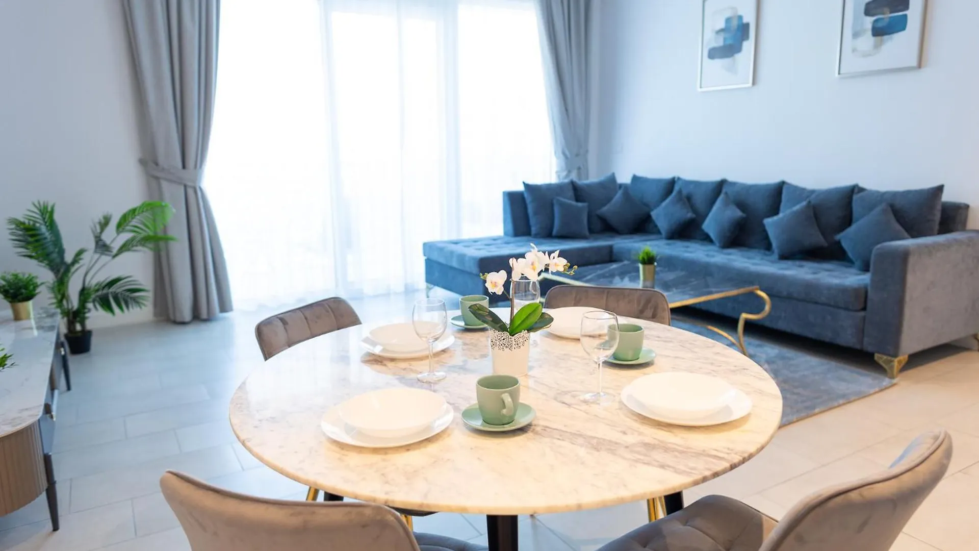 La Vie Beach Front Jbr Apartment By Happy Season Dubai United Arab Emirates