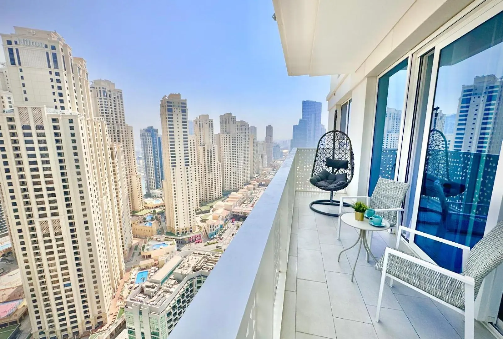La Vie Beach Front Jbr Apartment By Happy Season Dubai